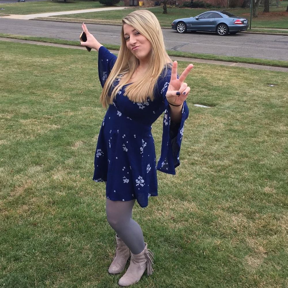 Meet your Posher, Angelina